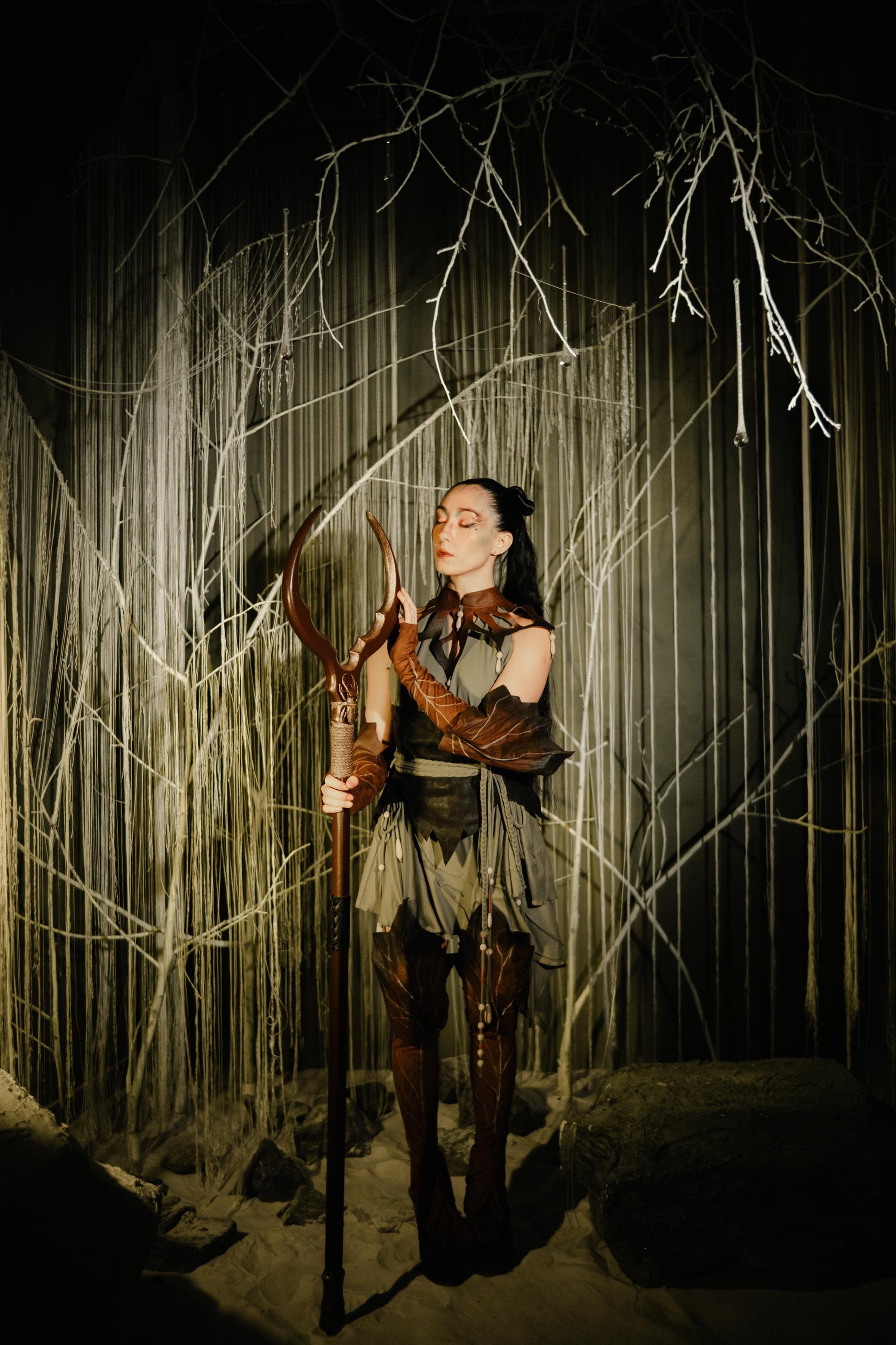 Bug-Shaped Arcane Staff – Wooden Fantasy Costume, Beetle Design, Handmade Druidic Decor, Nature-Inspired Prop