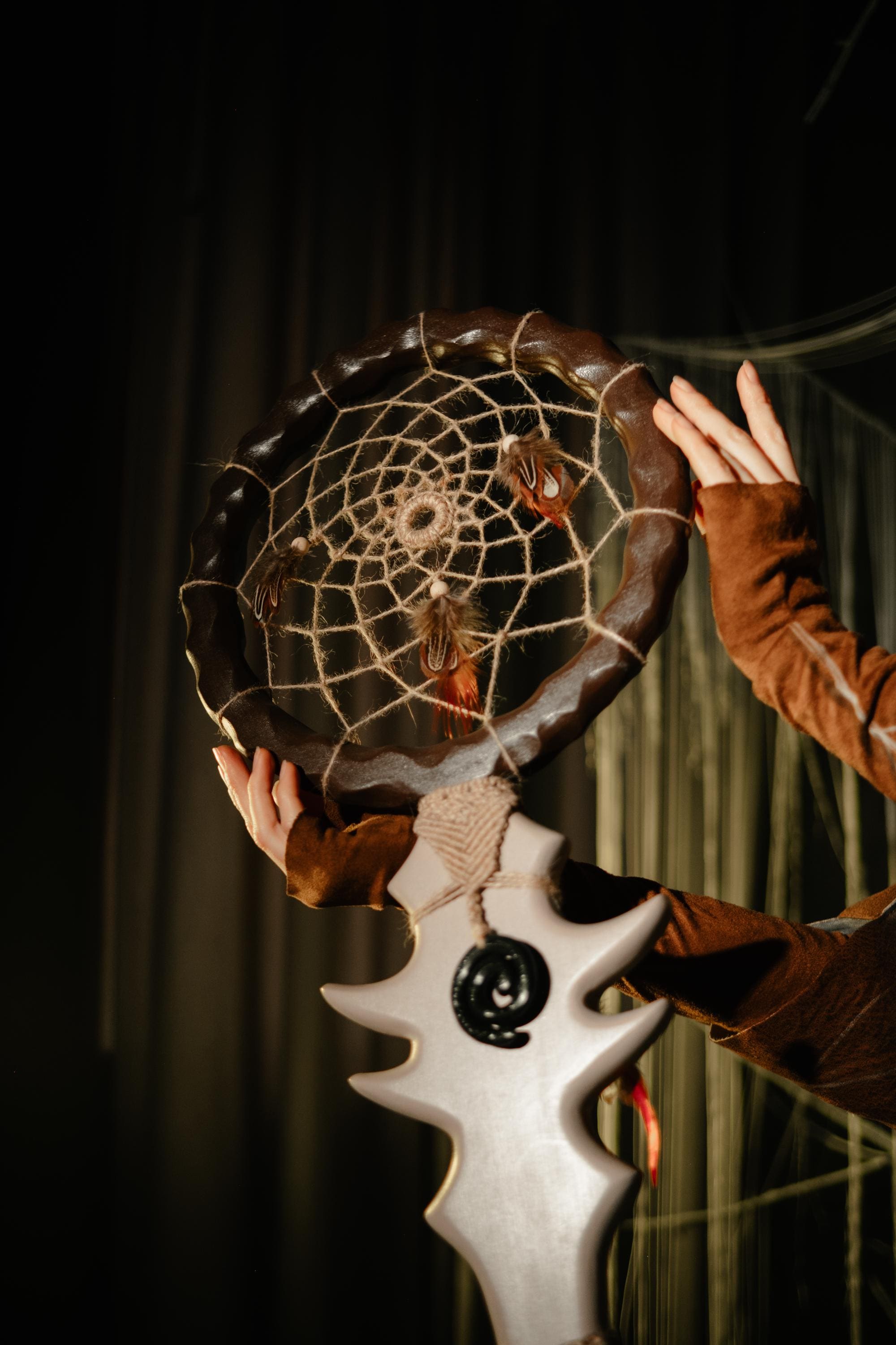 Wooden Dreamcatcher Staff – Forest-Inspired Fantasy Prop with Feathers Wizard Staff Cosplay