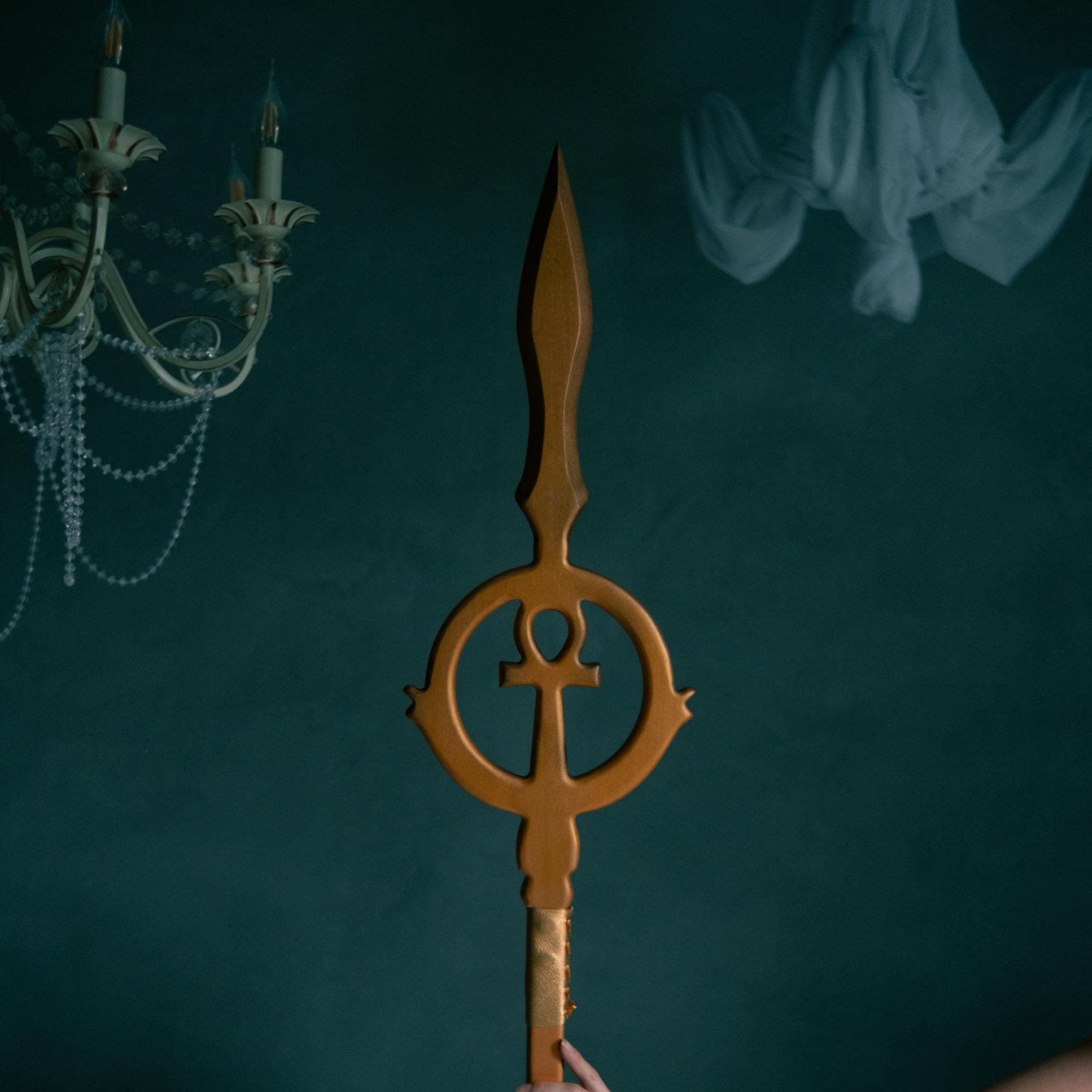 The Pharaoh’s Sun Spear – Handcrafted Wooden Egyptian Prop, Pharaoh Ritual Cane, Ancient Symbol Decor, Fantasy Costume Accessory, Ankh