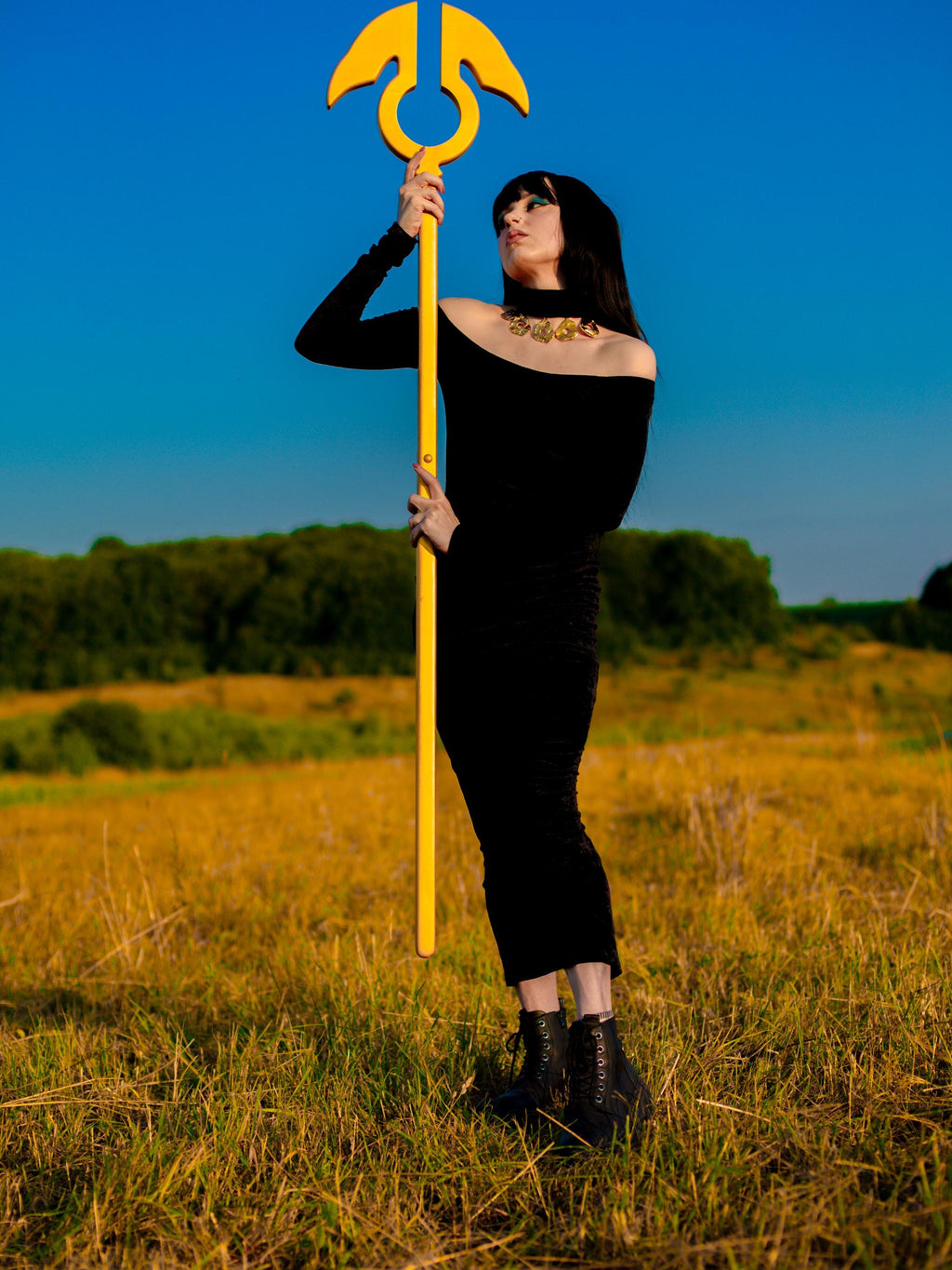 Wings of Protection – The Golden Egyptian Staff, Handmade Horus Wooden Staff, Pharaoh Ceremony, Spiritual Symbol