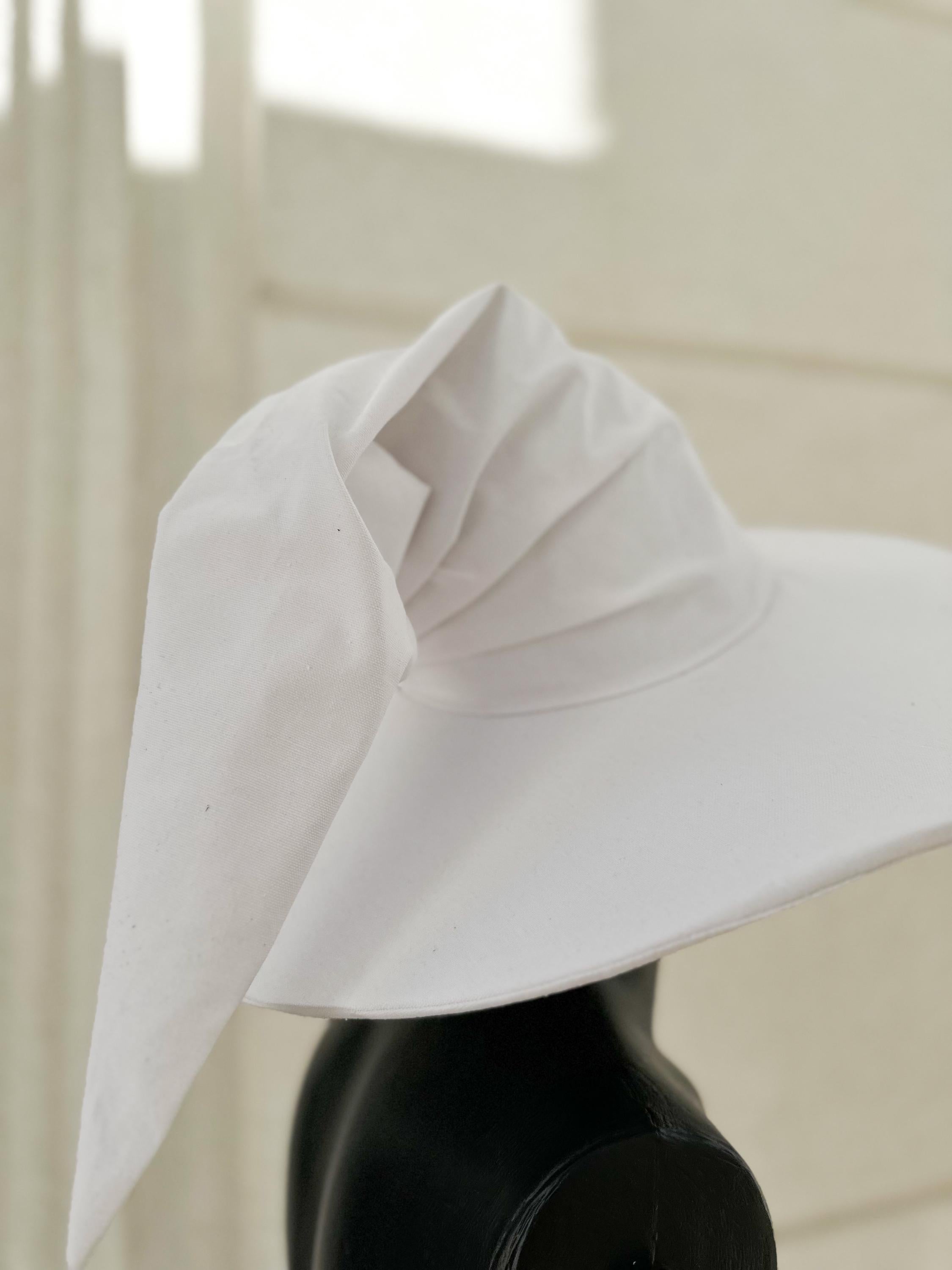 Snowfall Hat – White Wizard Hat, Handmade Medieval Fantasy Hat, Elven Renaissance Costume, Custom Magic Hat, White Pointed Cosplay Accessory