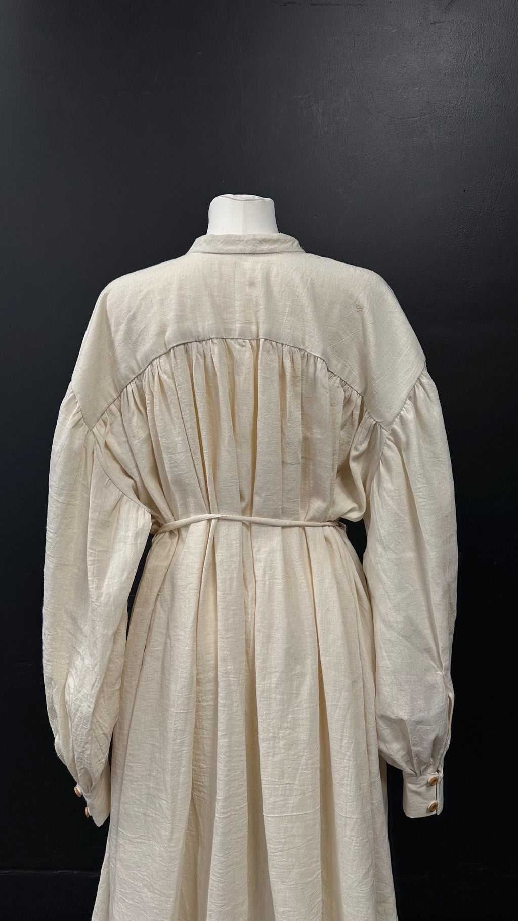 Buttercream Breeze Set – Ivory Light Ensemble, Ivory Cloak and Muslin Unisex Tunic – Elven Priestess Outfit, Renaissance Clothing