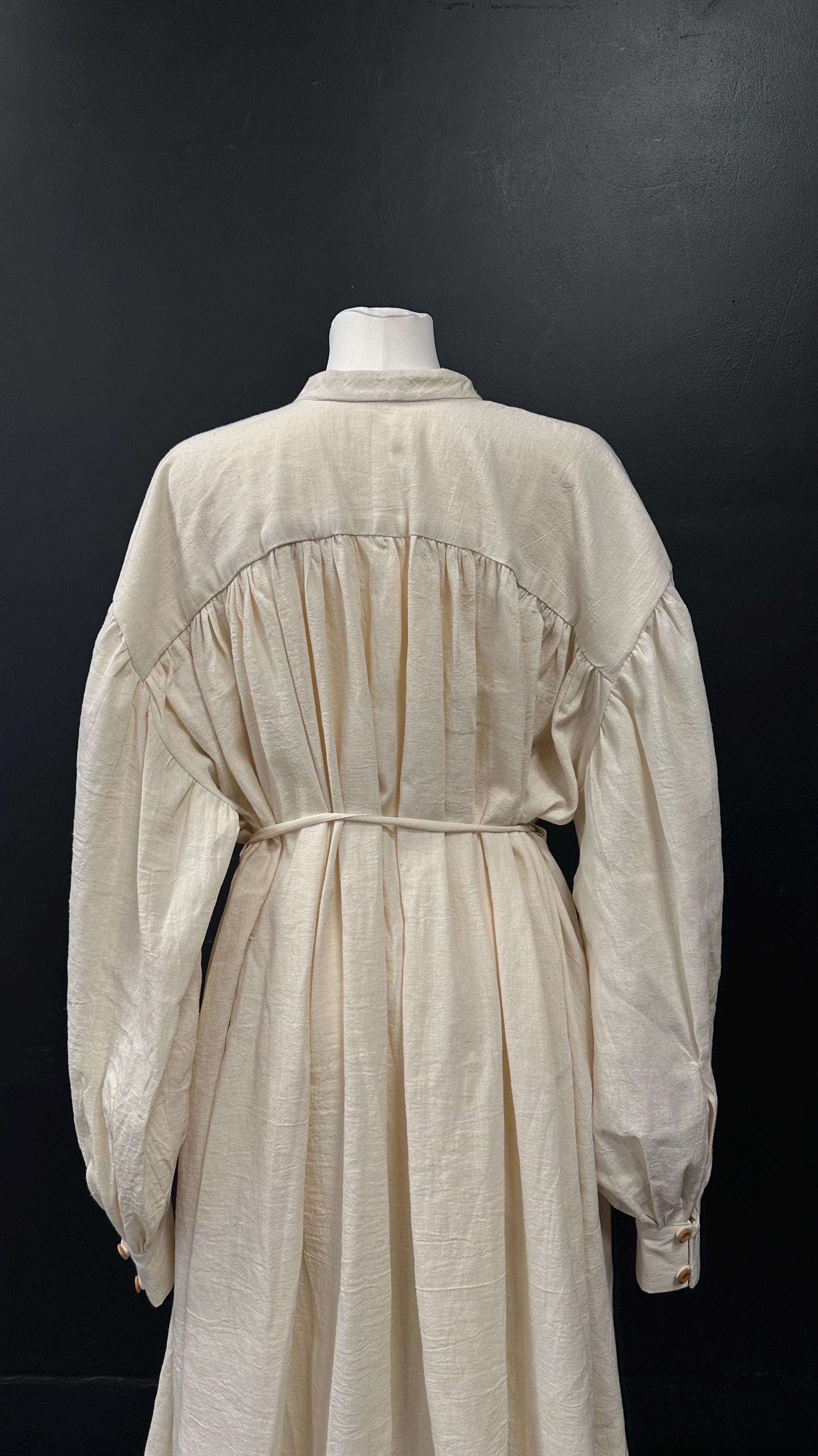 Buttercream Breeze Set – Ivory Light Ensemble, Ivory Cloak and Muslin Unisex Tunic – Elven Priestess Outfit, Renaissance Clothing