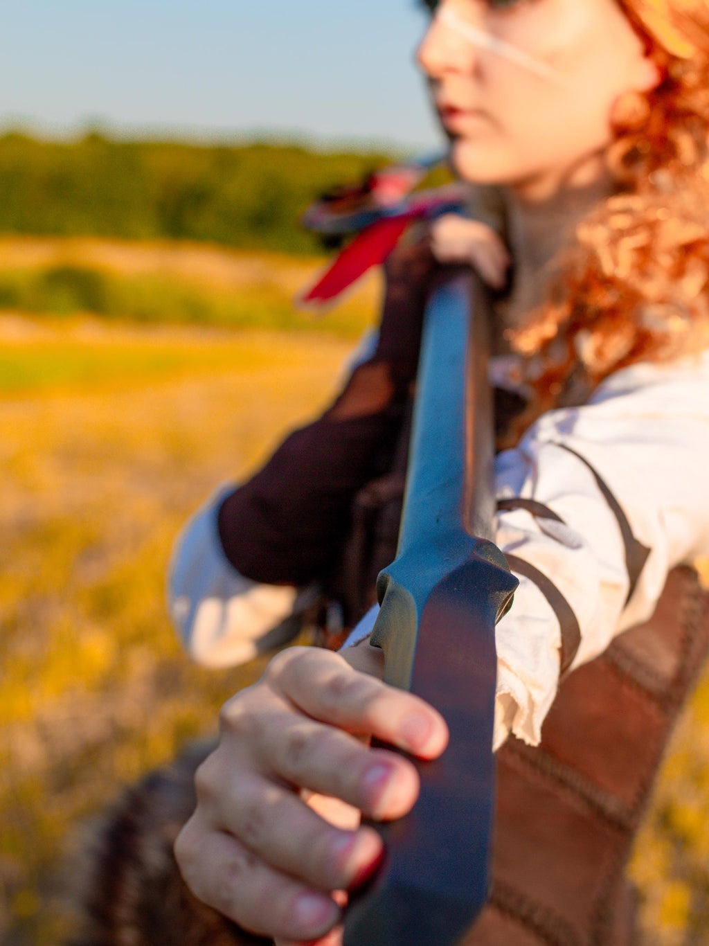 The Raven’s Staff – Wooden Fantasy Staff, Handcrafted Wizard Prop, Mystical Sorcery Wand, Dark Mage Decor, Magical Ritual Art Piece