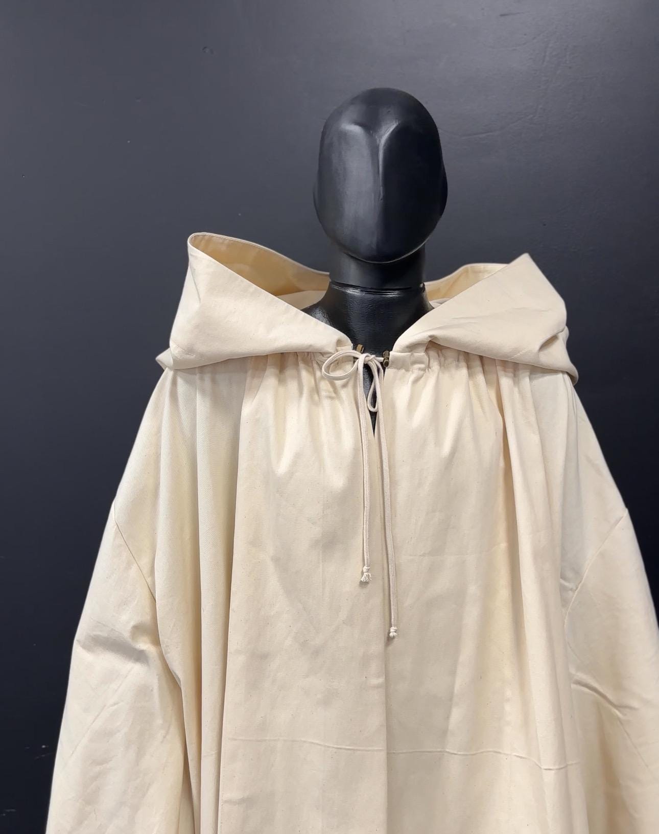 Natural Beige Linen Cloak – Buttercream Hooded Cape, Unisex Medieval Fantasy Mantle, Handmade Renaissance Robe, Custom Beige Costume Cloak